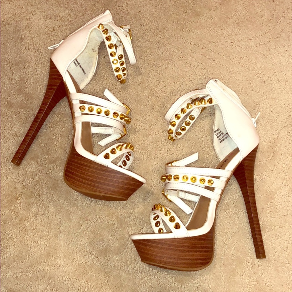 NEVER WORN White and Gold studded heels